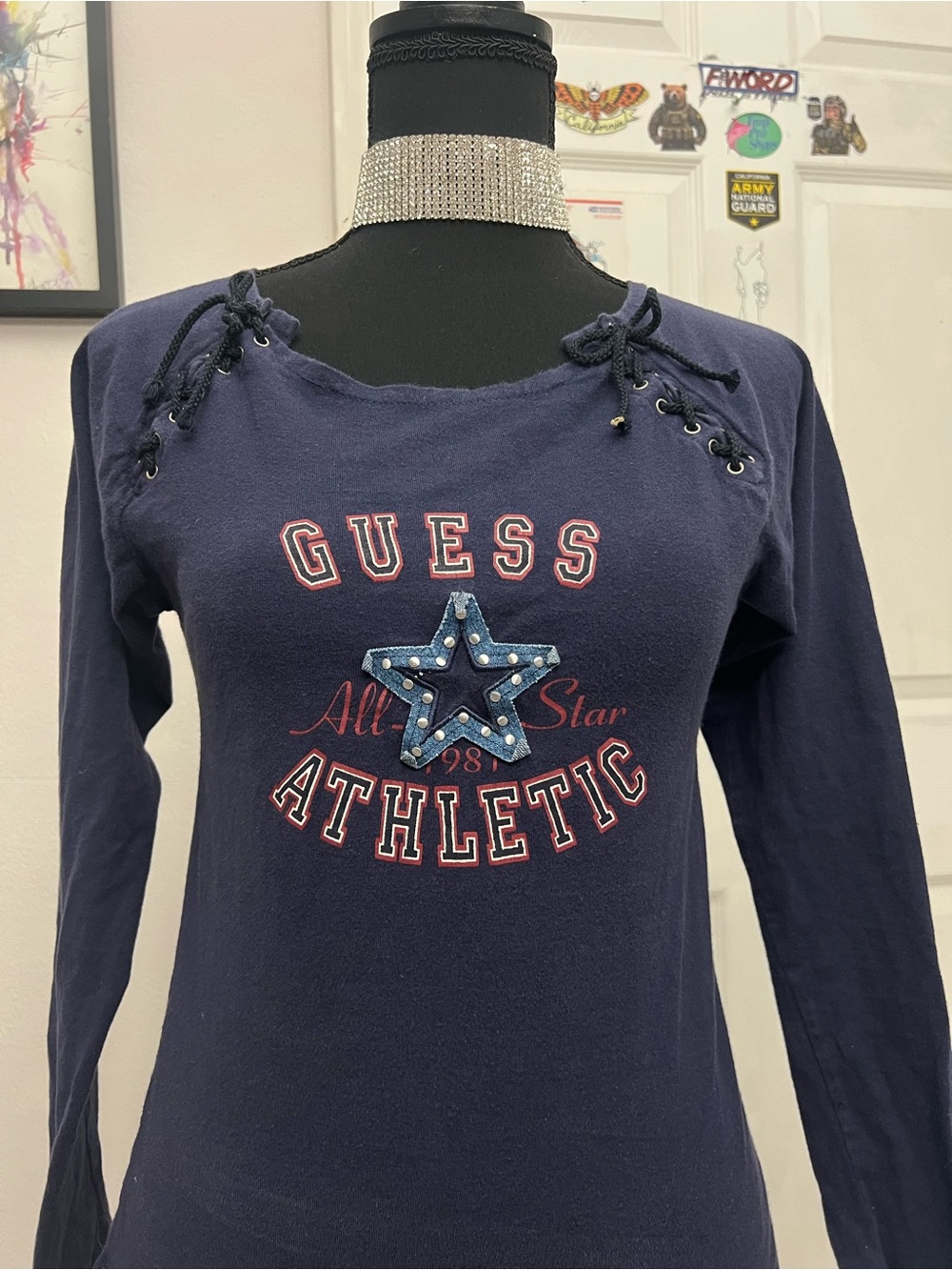 Girl’s Y2K GUESS Navy Lace-Up Shoulder All Star Athletic Top (read description)